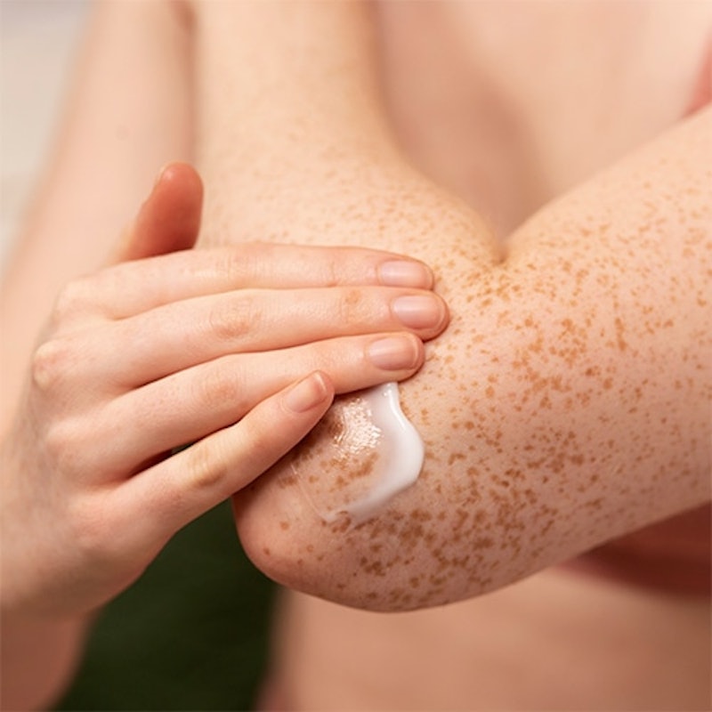 ホワイトムスク ボディローション 2