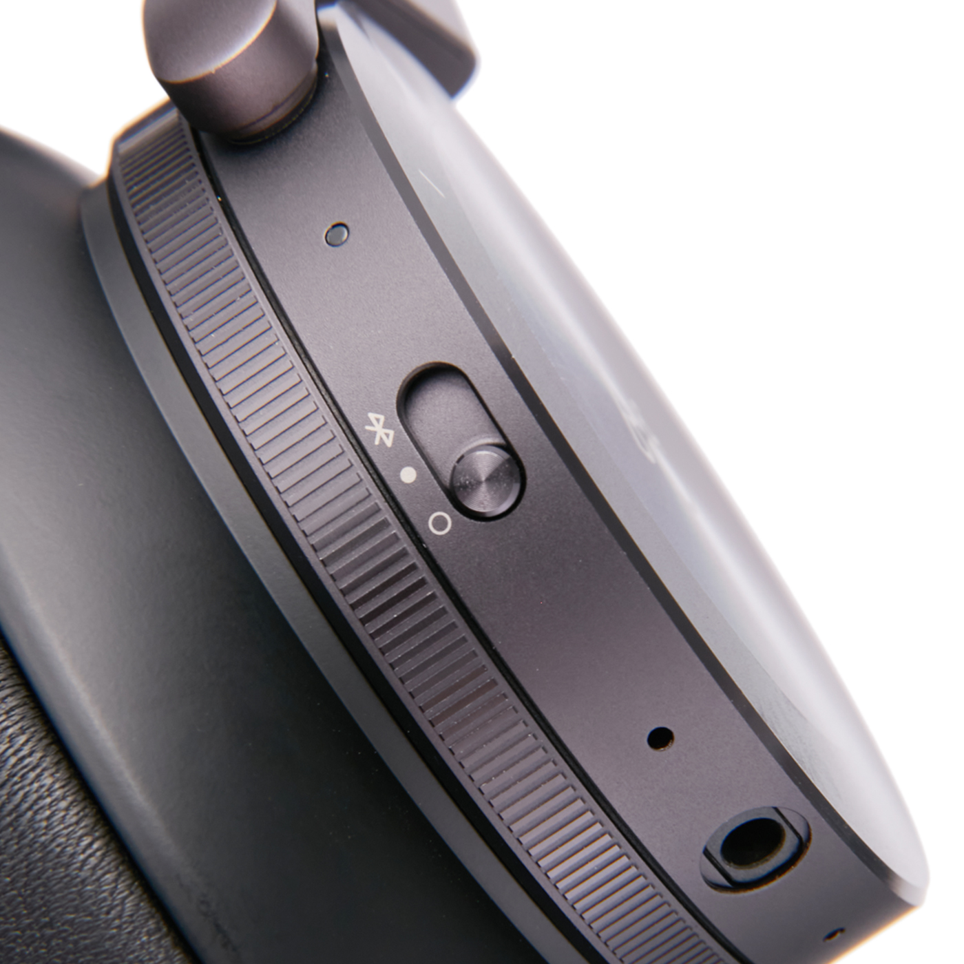 Beoplay H95 7