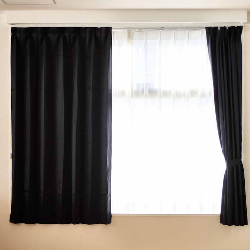 カーテンくれない 1級遮光カーテン K-wave-D-plainをレビュー!口コミ