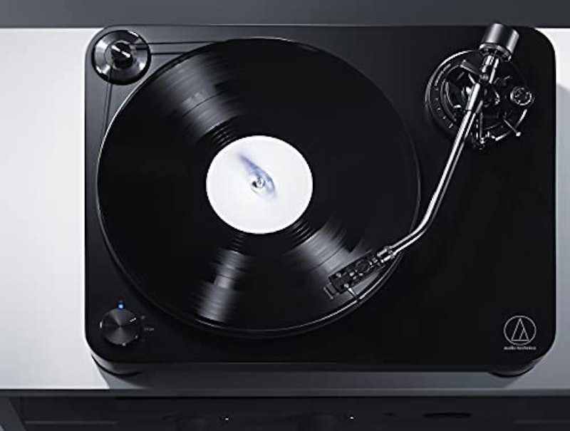 AT-LP7 2
