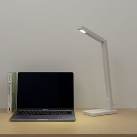良品計画 無印良品 LEDスリムデスクライト・ベース付 SND-25B 38734055を検証レビュー!デスクライトの選び方も紹介 3