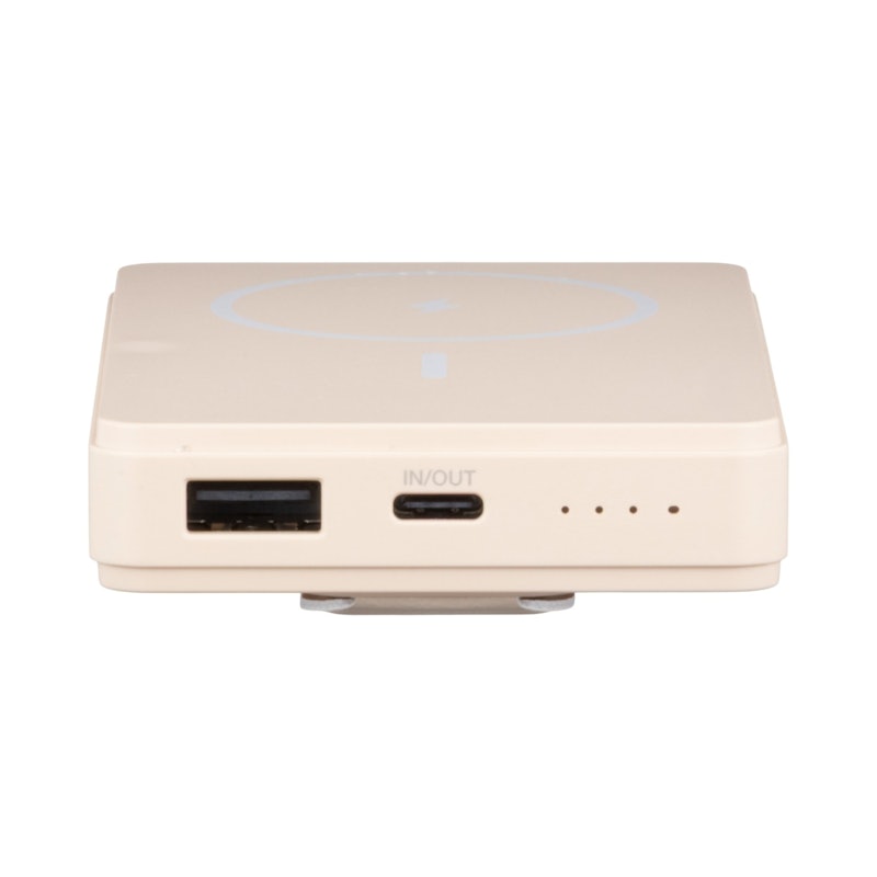 モバイルバッテリー 4