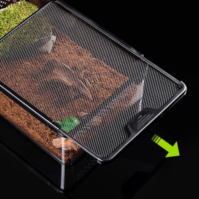 爬虫類飼育箱 4
