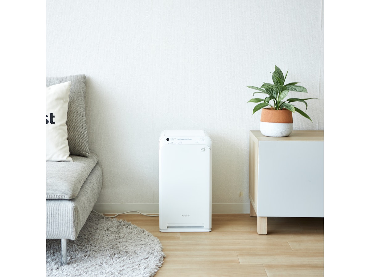 DAIKIN ストリーマ空気清浄機 MC55Z-W 2023年製 ホワイト ebede302e53aec10f49490408a02be