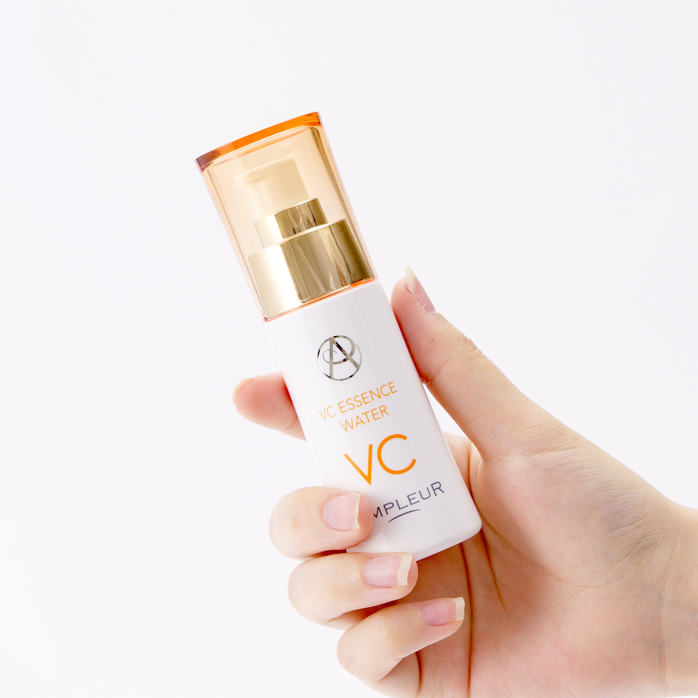 アンプルール Vcエッセンスウォーターを他商品と比較 口コミや評判を実際に使ってレビューしました Mybest