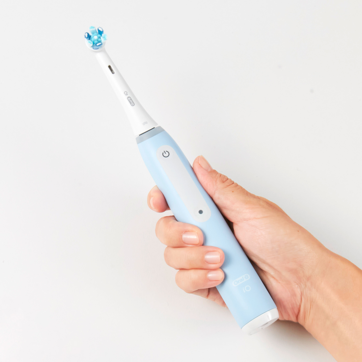 BRAUN オーラルB 電動歯ブラシ iO3 IOG31A60IBをレビュー！クチコミ