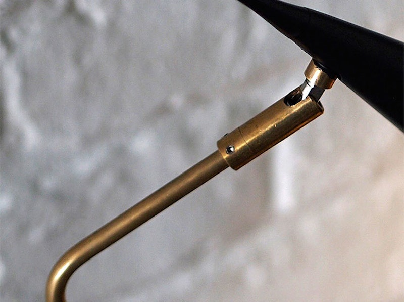 Gossip-LED desk light 2