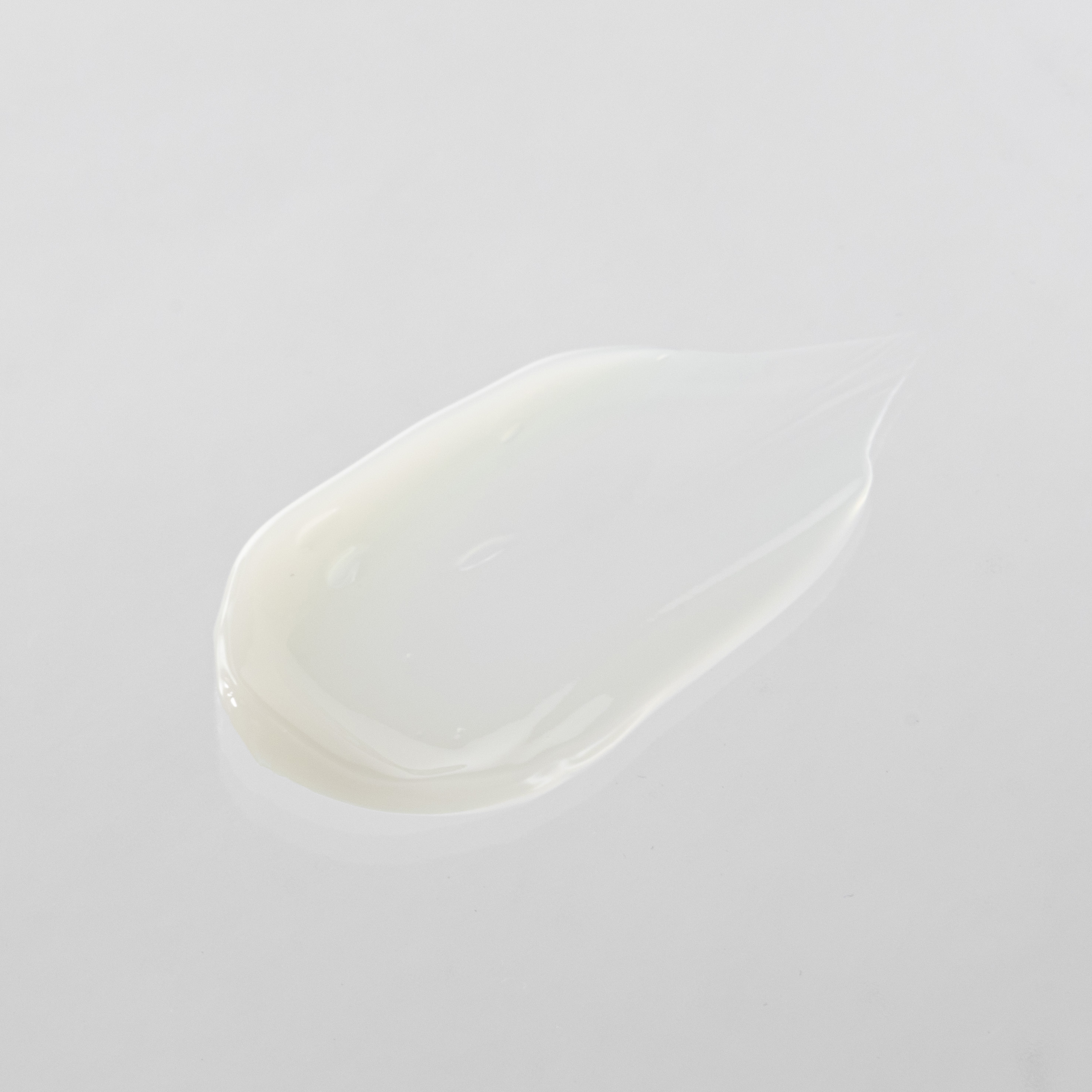 トランシーノ 薬用 ホワイトニングリペアクリームEXをレビュー