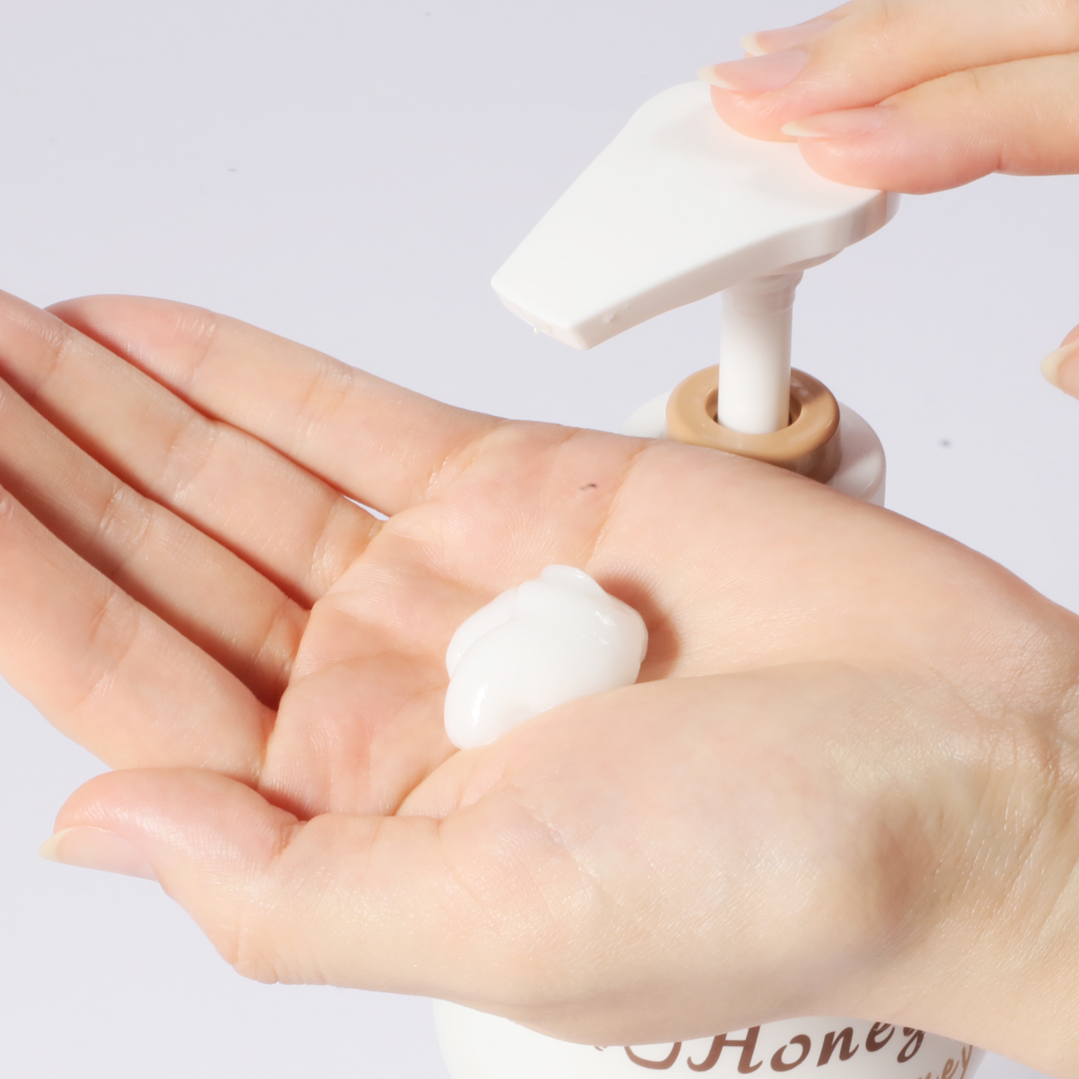 ハニーチェ クリーミーハニー トリートメントを他商品と比較 口コミや評判を実際に使ってレビューしました Mybest