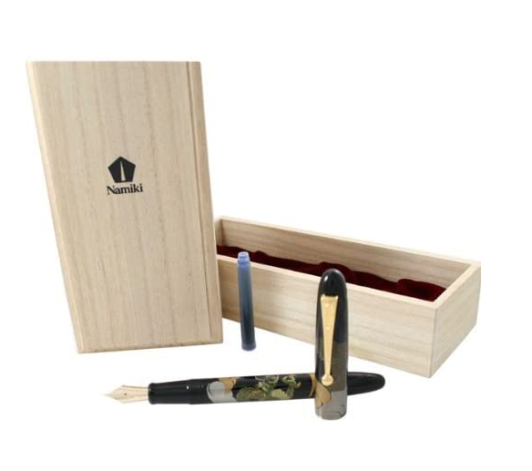 ナミキ万年筆漆コレクション20号ミディアムサイズ良品細字（F）18k 詳細ページ | 万年筆 ボールペンなど高級筆記具の販売・買取