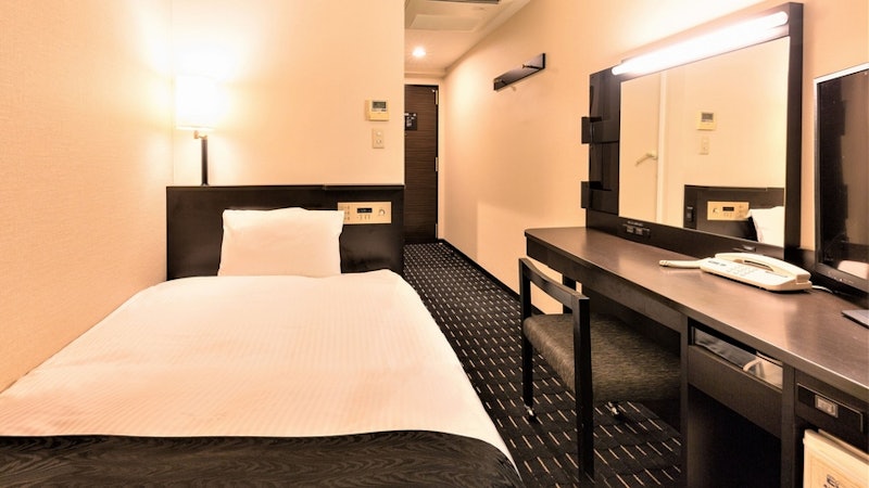 アパホテル 新潟古町 3