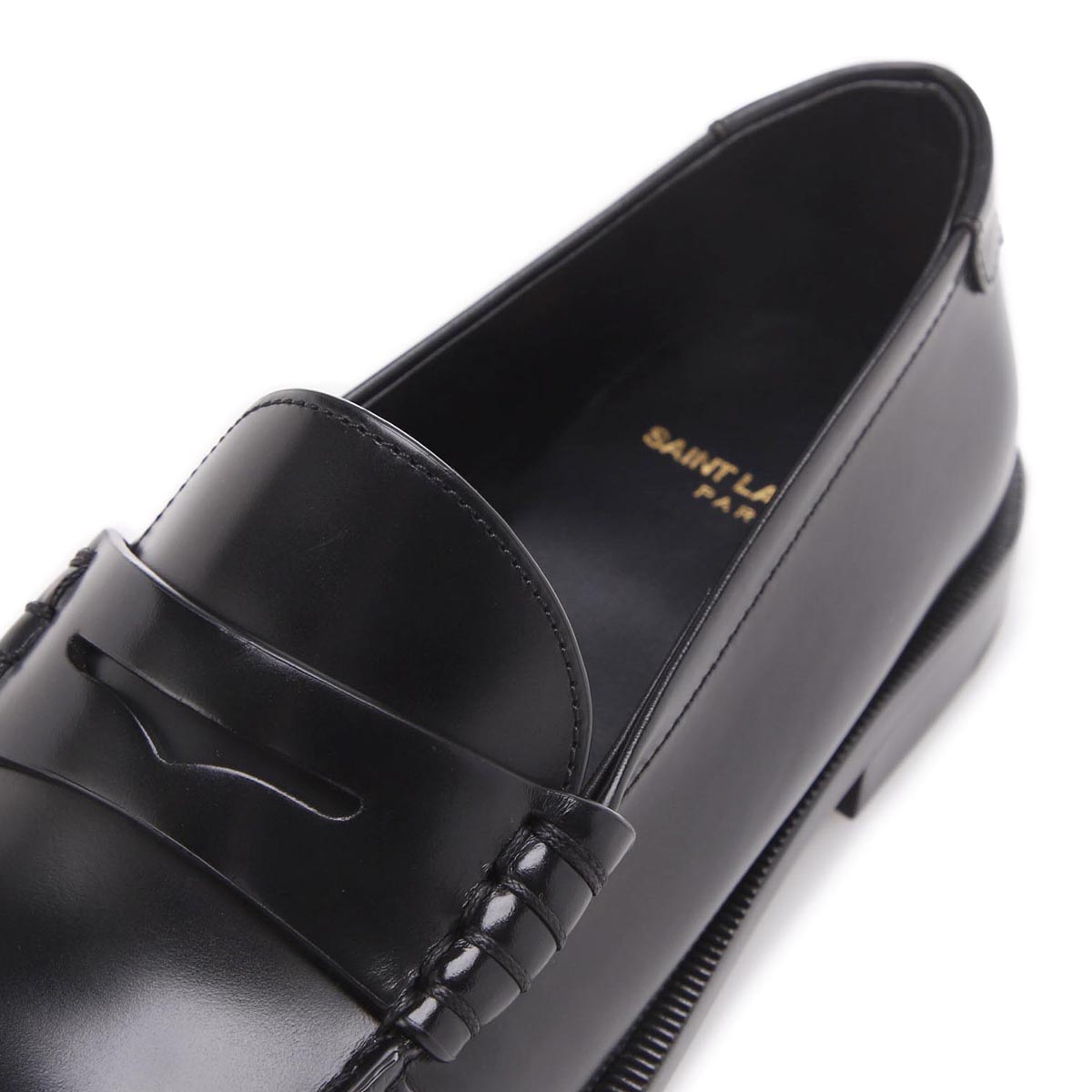 LE LOAFER 15 6
