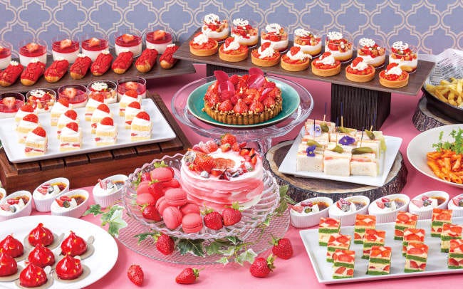 ヒルトン大阪 Folk Kitchen ストロベリースイーツビュッフェ ～ Strawberry in Pink 7