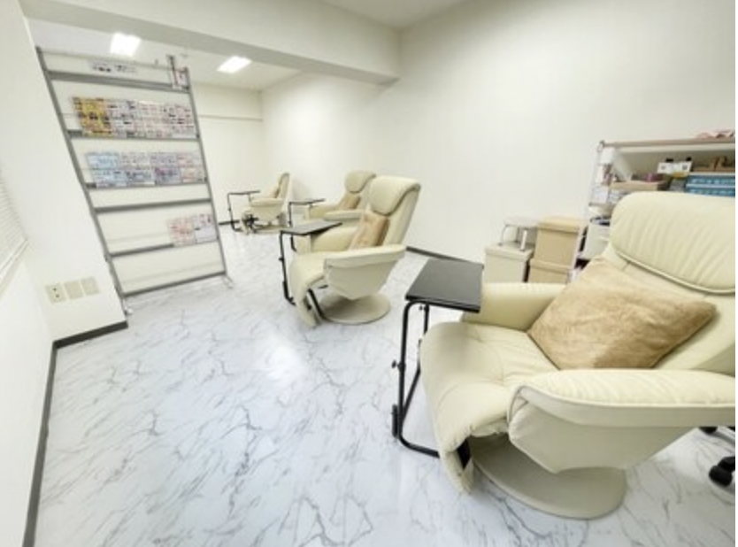 Nail&Beauty コルン 赤坂溜池山王店 1