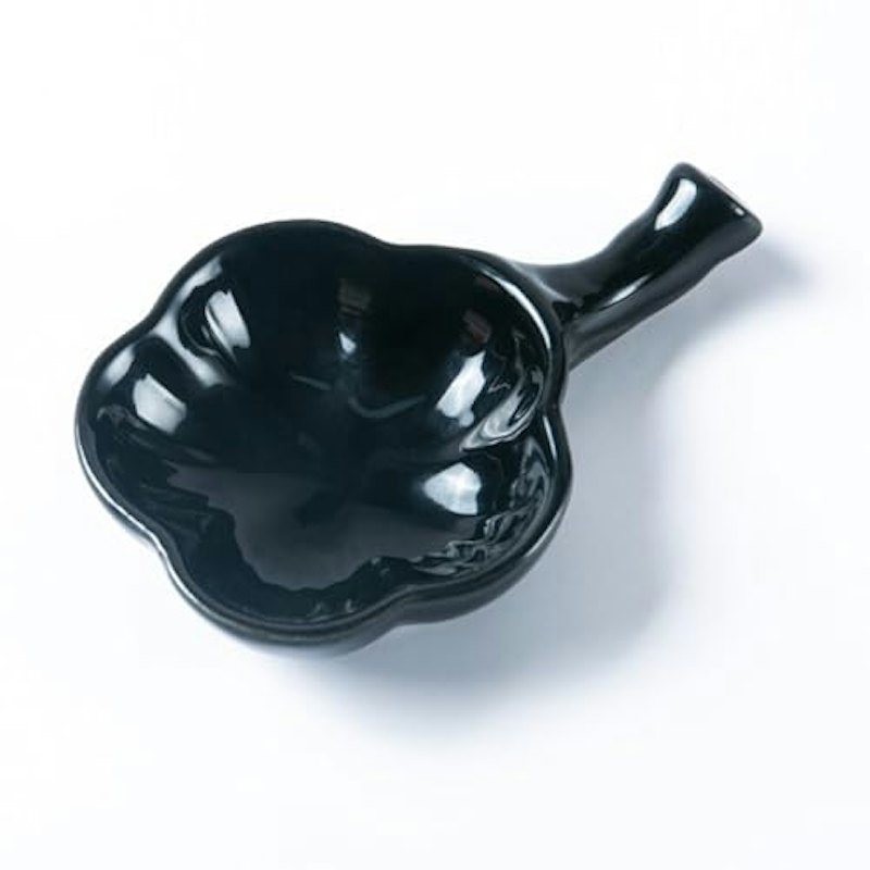 硯 墨池 1