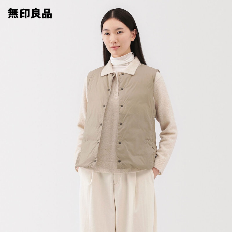 婦人 軽量ダウンポケッタブルノーカラーベスト 3