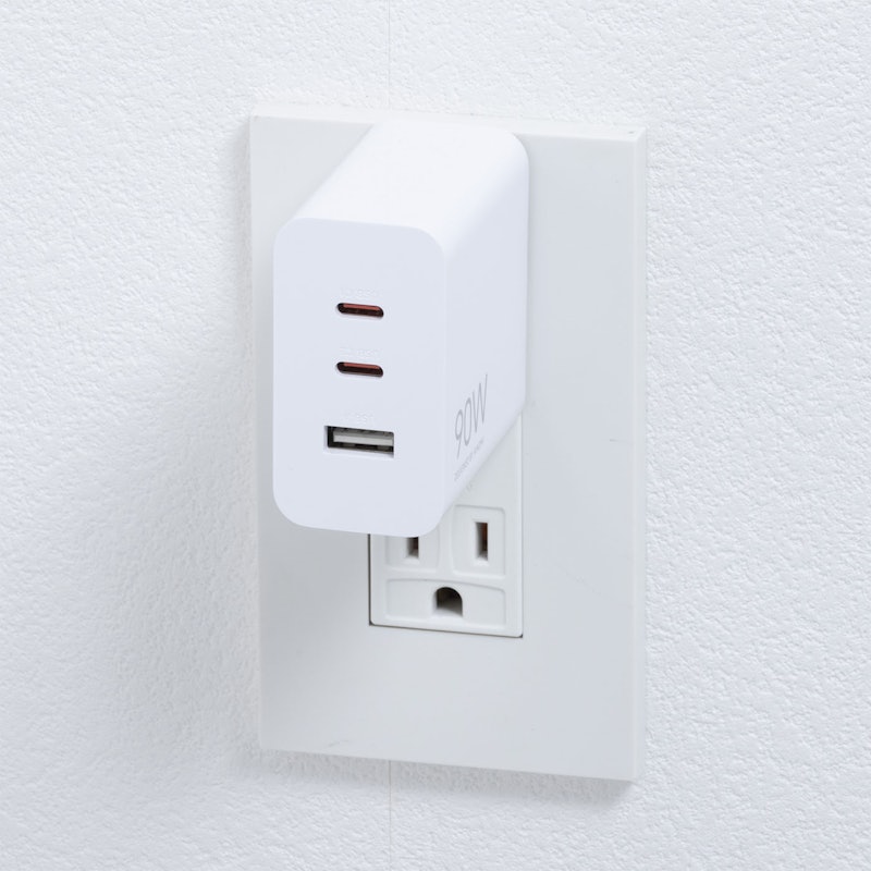 90W HyperCharge Power Adapter 5