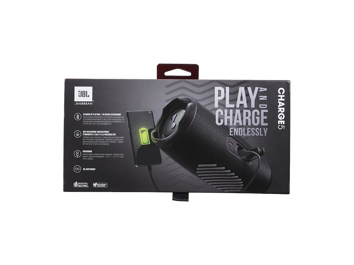 JBL CHARGE 5を徹底レビュー!実際に使ってわかったメリット JBL CHARGE 5を徹底レビュー!実際に使ってわかったメリット