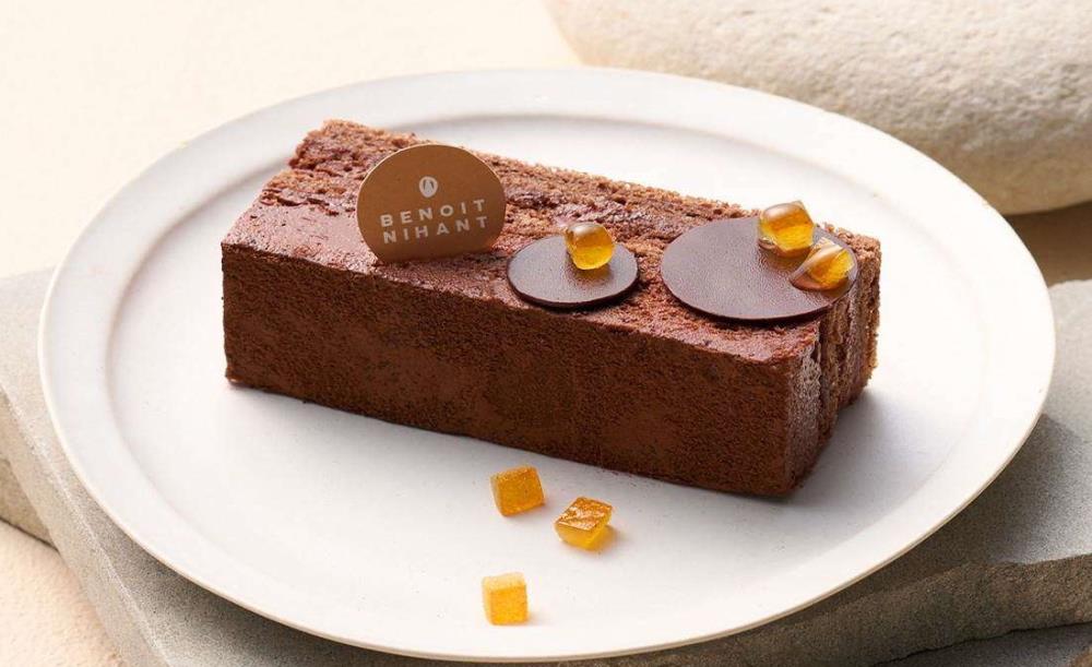 BENOIT NIHANT GINZA 6