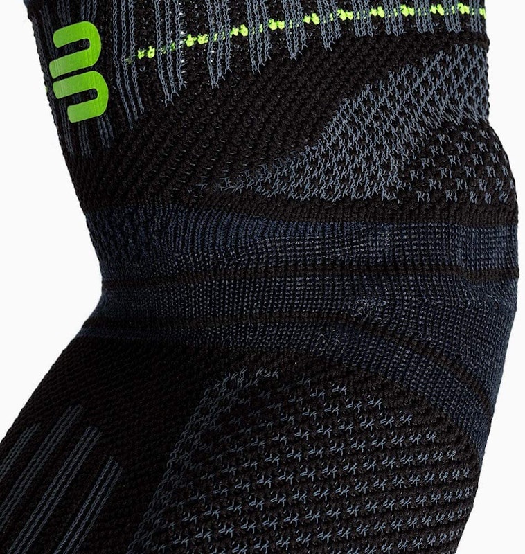 SPORTS ELBOW SUPPORT 3