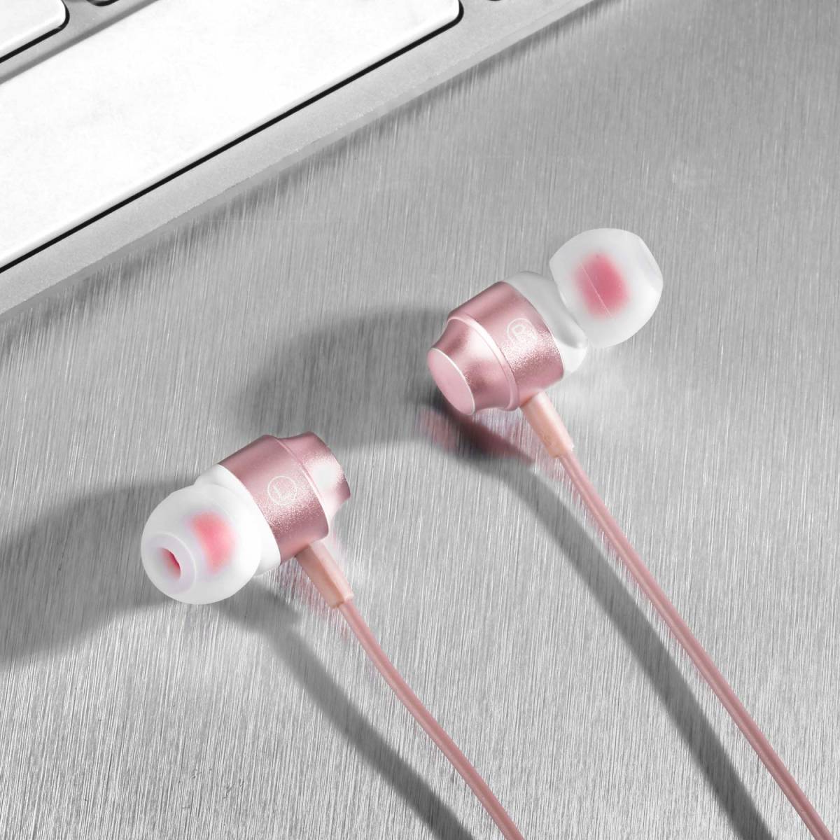 ゲーミングハイレゾイヤホン 6