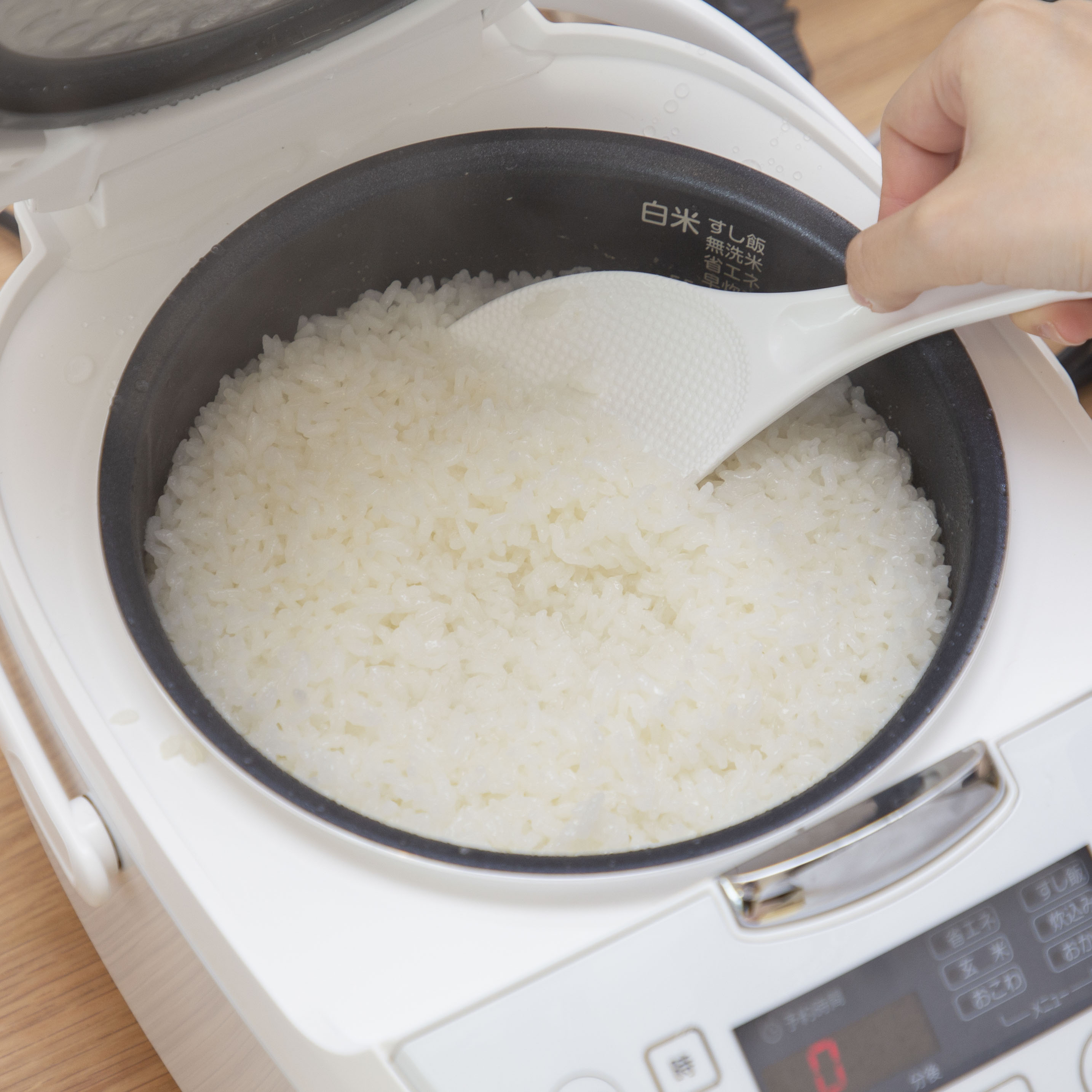 マイコン式炊飯器 8