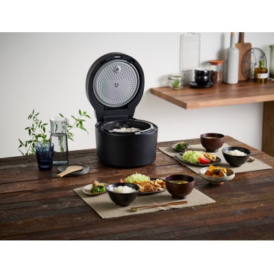 アイリスオーヤマ  IHジャー炊飯器 2