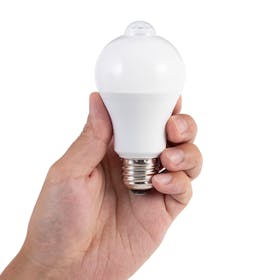 ヤザワコーポレーション ヤザワ A形LED センサー付き LDA8LGP2を検証レビュー!人感センサー付きLED電球の選び方も紹介 3