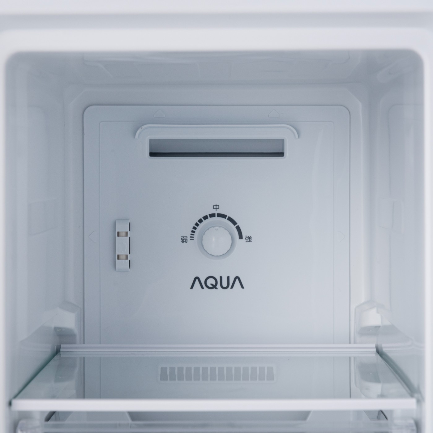 4200 AQUA ホームフリーザー 冷凍庫 AQF-SF11R 白 ホワイト 4200 AQUA ホームフリーザー 冷凍庫 AQF-SF11R 白 ホワイト アクア