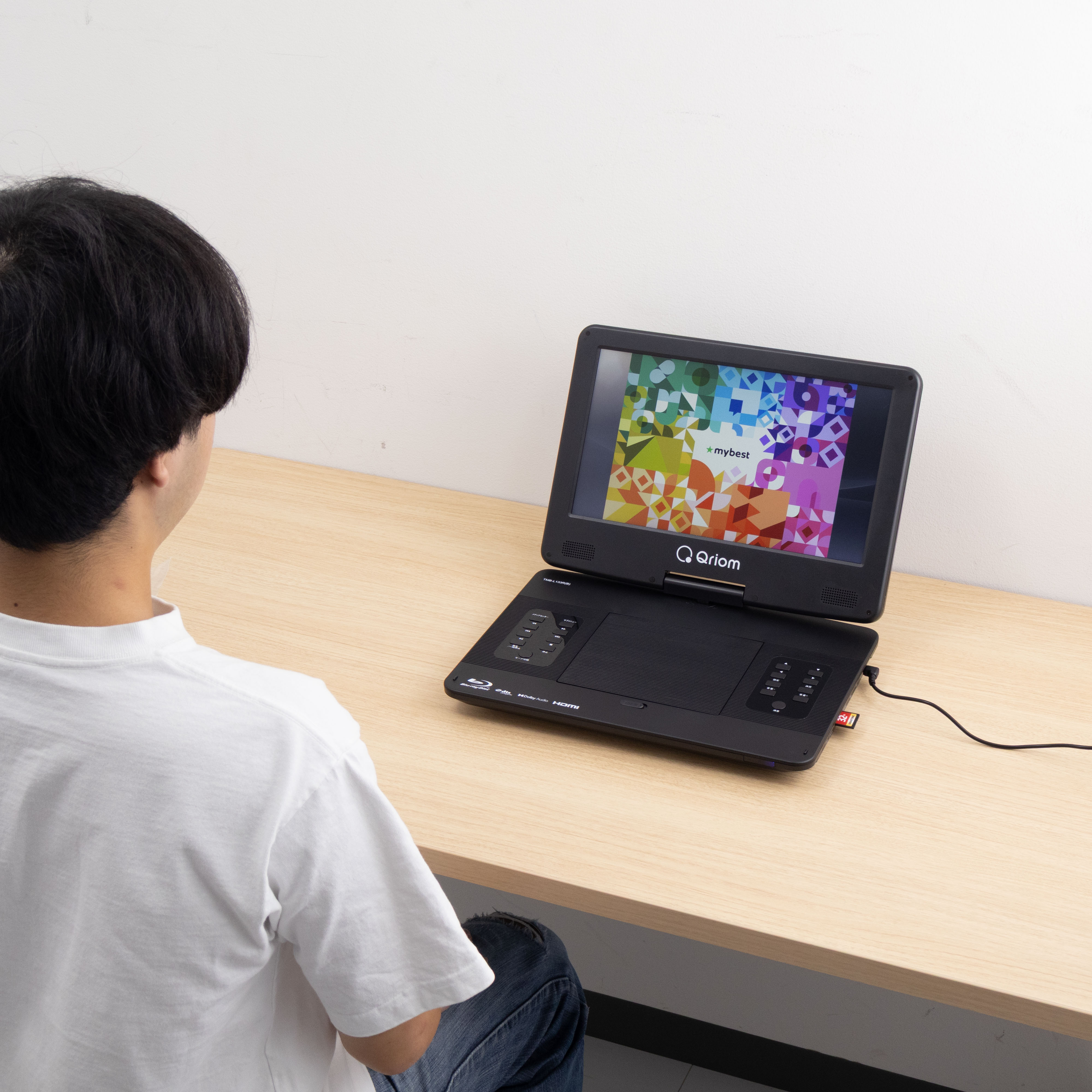 ポータブルブルーレイプレーヤー 6