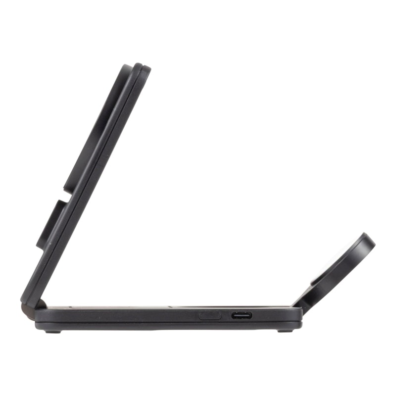 3-in-1充電器 6