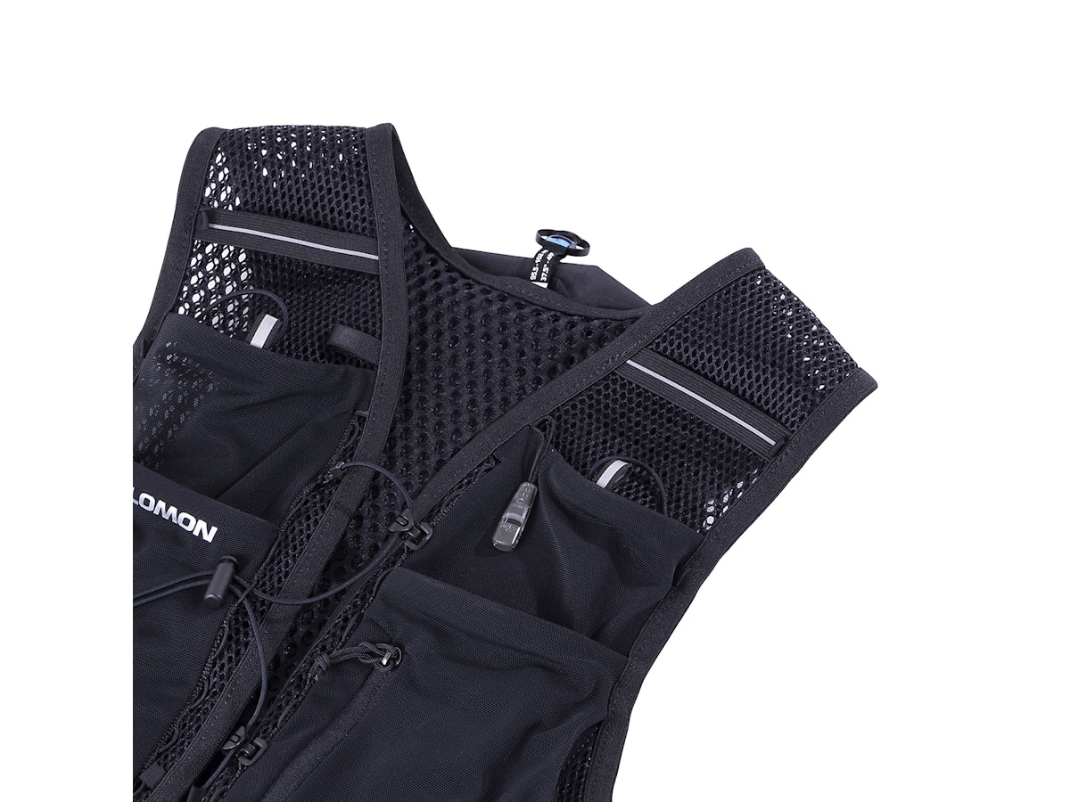SALOMON ACTIVE SKIN 8をレビュー!クチコミ・評判をもとに徹底 SALOMON ACTIVE SKIN 8をレビュー!クチコミ・評判をもとに徹底