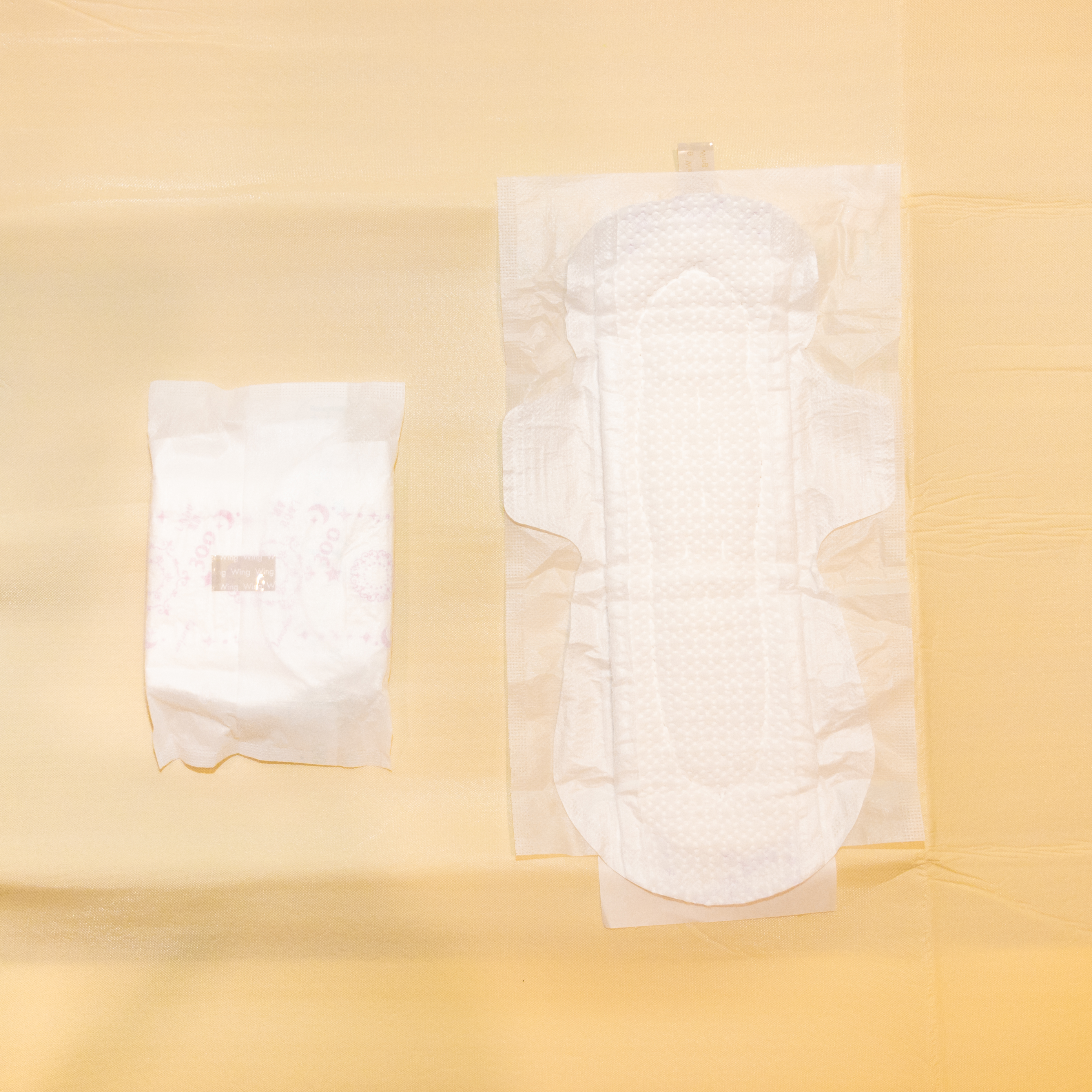 ロリエ　しあわせ素肌　多い夜用30cm　羽つき 2
