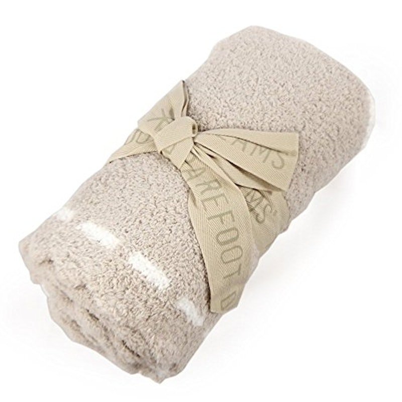 Scalloped Receiving Blanket 551 2