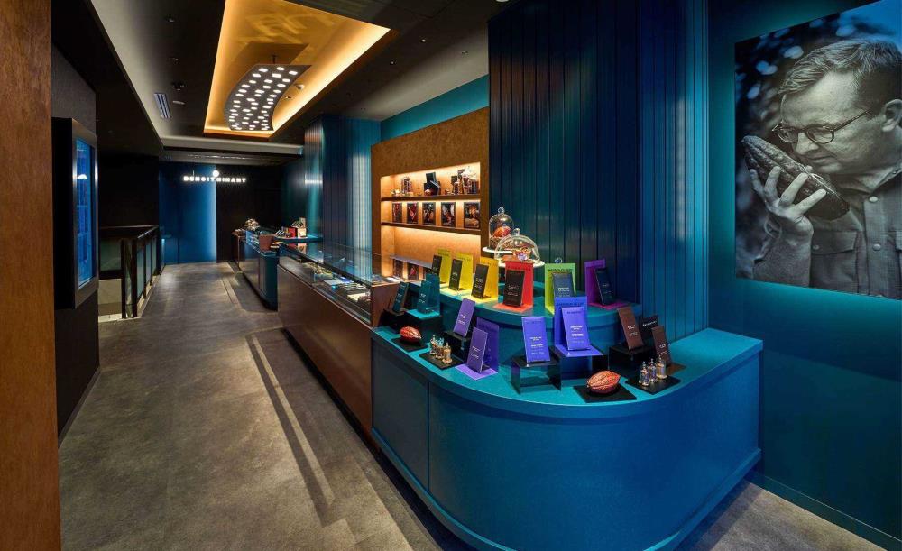 BENOIT NIHANT GINZA 3