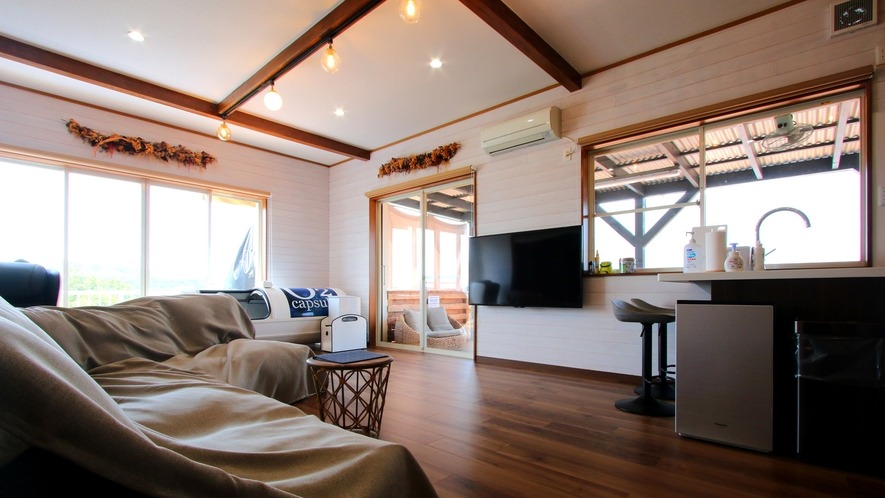 UKIUKI SEA RESORT 2