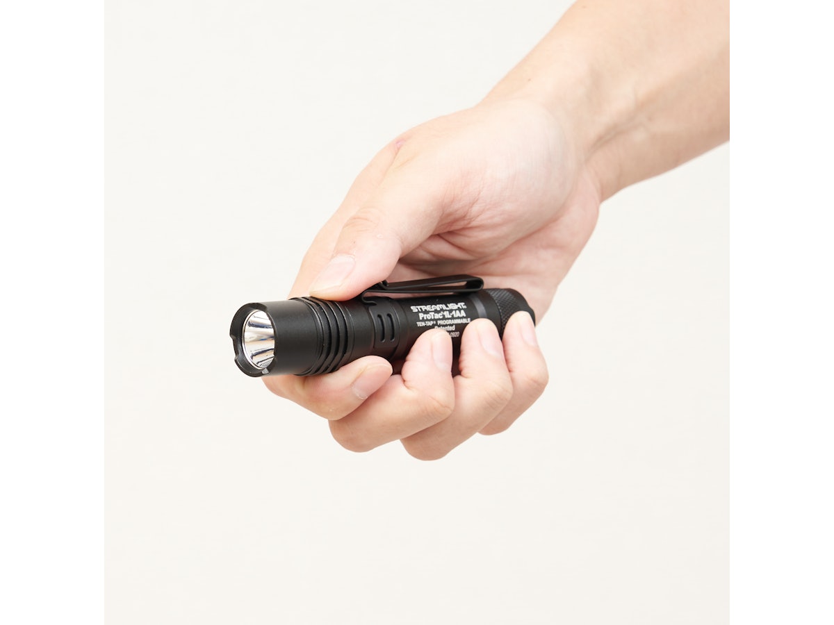 STREAMLIGHT PROTAC® 1L-1AA EVERYDAY CARRY FLASHLIGHTを STREAMLIGHT PROTAC® 1L-1AA EVERYDAY CARRY FLASHLIGHTを