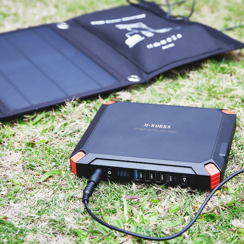 ソーラーパネル&ポータブル蓄電セット 1