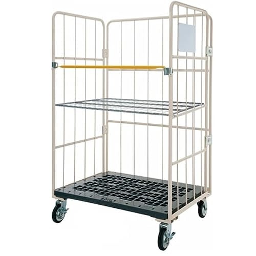 荷物を効率よく積みたいなら中間棚があると便利