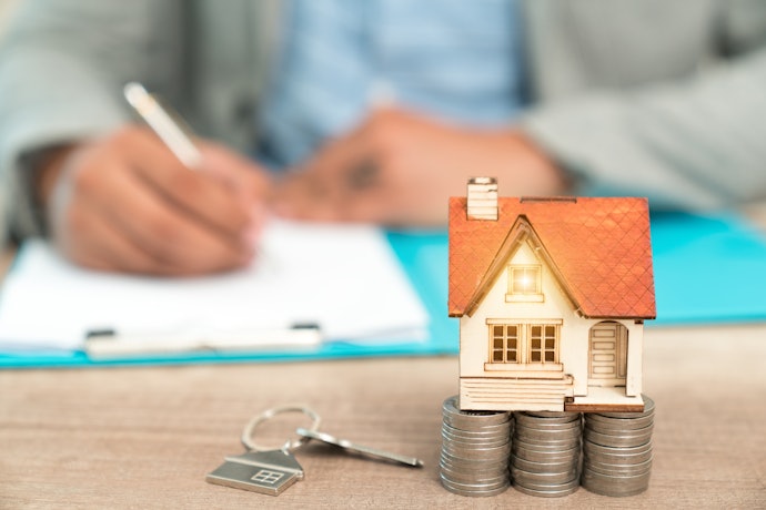 デメリット:換金性が低く運用期間が短い