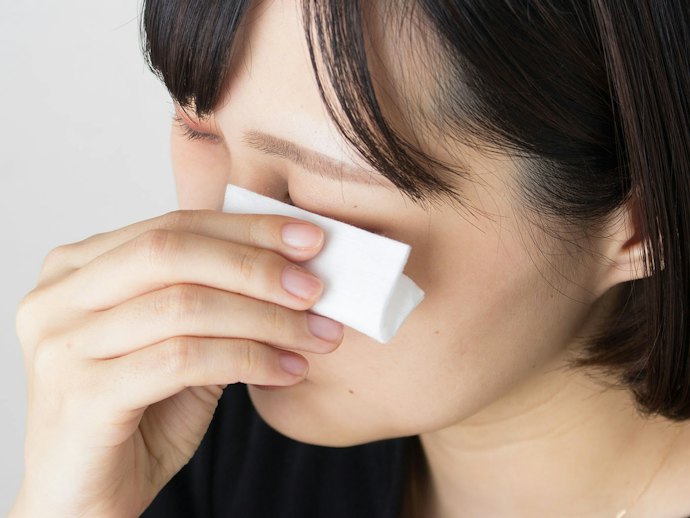 まつげに負担をかけないように、丁寧なオフを心がけて