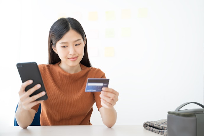 事前にお金をチャージして使うプリペイドカード
