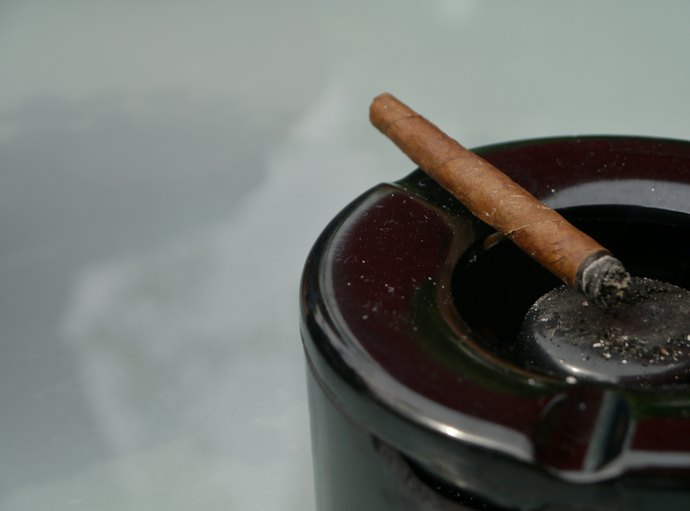 紙巻たばこ常飲者にはフィルター付きがおすすめ