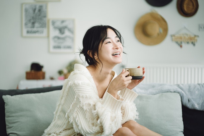 1日に微糖コーヒーをたくさん飲む人は、カロリー・カフェイン量にも注目