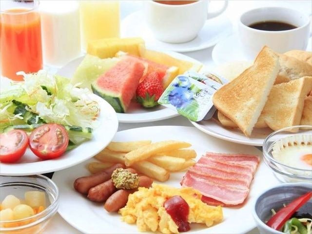 食事の有無・内容をチェックしよう