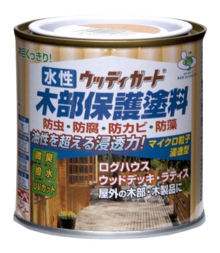 湿気や害虫から木材を守るため、屋外用の木材保護着色塗料を選ぼう