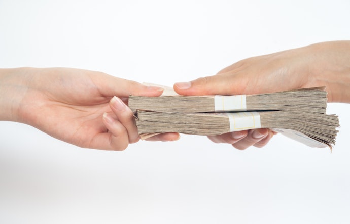 まとまったお金があるなら一括返済の「おまとめ払い」を
