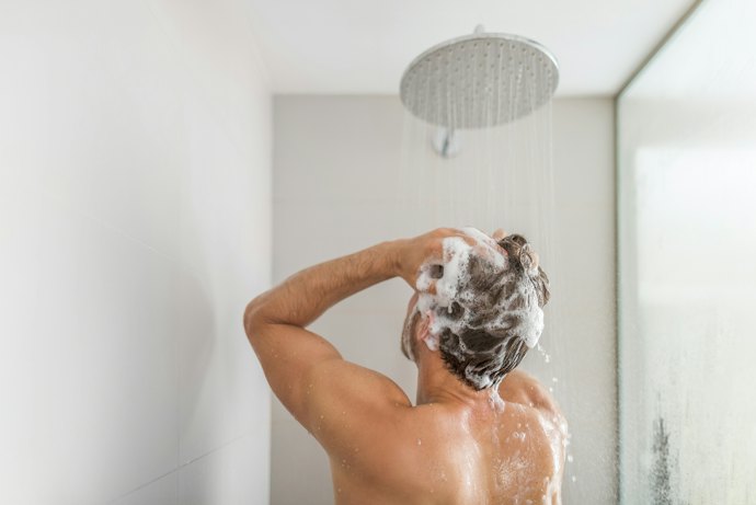 普段使いにはシャンプーでオフできるものがおすすめ