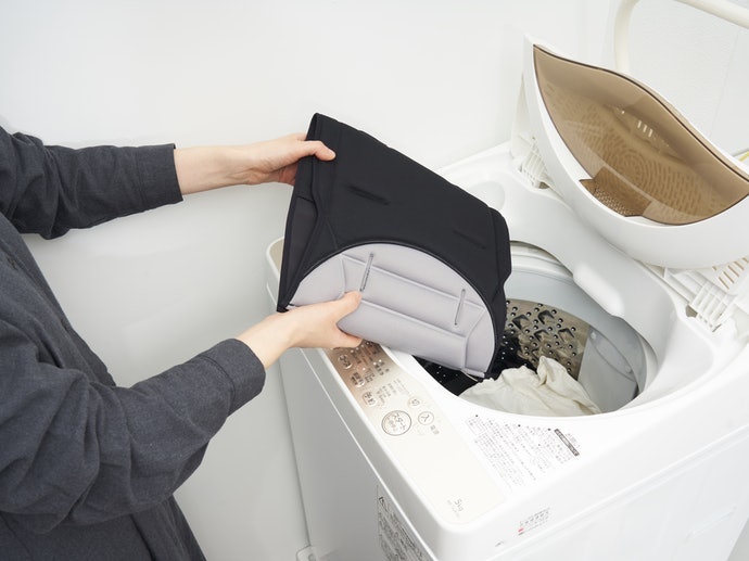 汚れやすいシートライナーは洗濯機で洗える。手洗い可能なパーツも多い