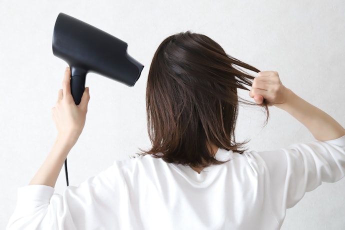 安いドライヤーの温度や風量の設定は、2段階調整がベター!多すぎると使い切れない